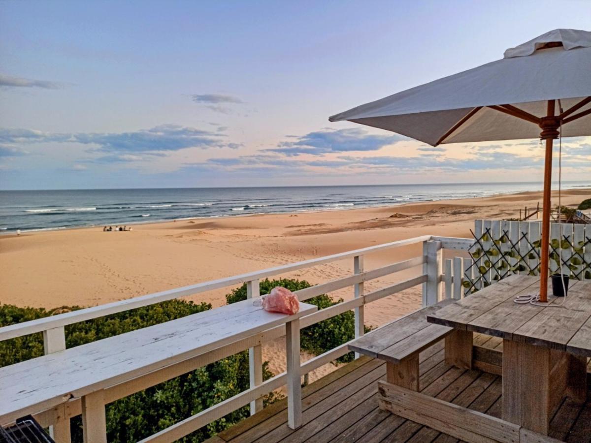 Beached House On Golden Sanddunes Holiday home Cannon Rocks Exterior photo